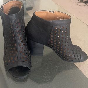 Black Heel shoes , jellypop